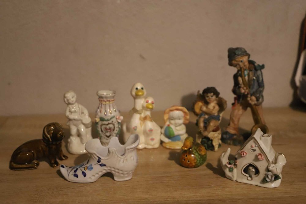 Porcelain decorative items64585328981761121