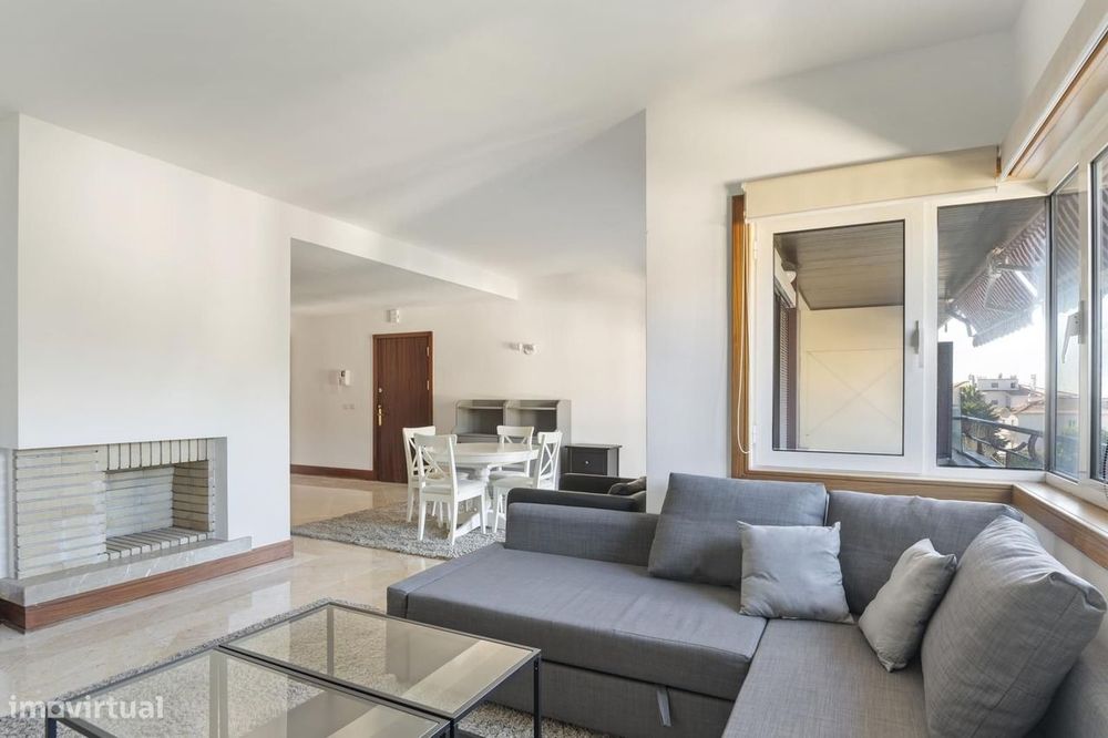 Apartamento T2 com jardim, Estoril, Cascais