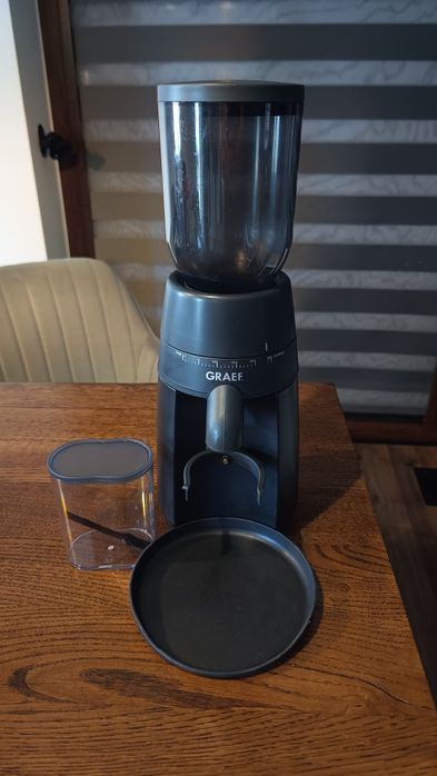 Automatyczny Młynek do kawy graef cm 702