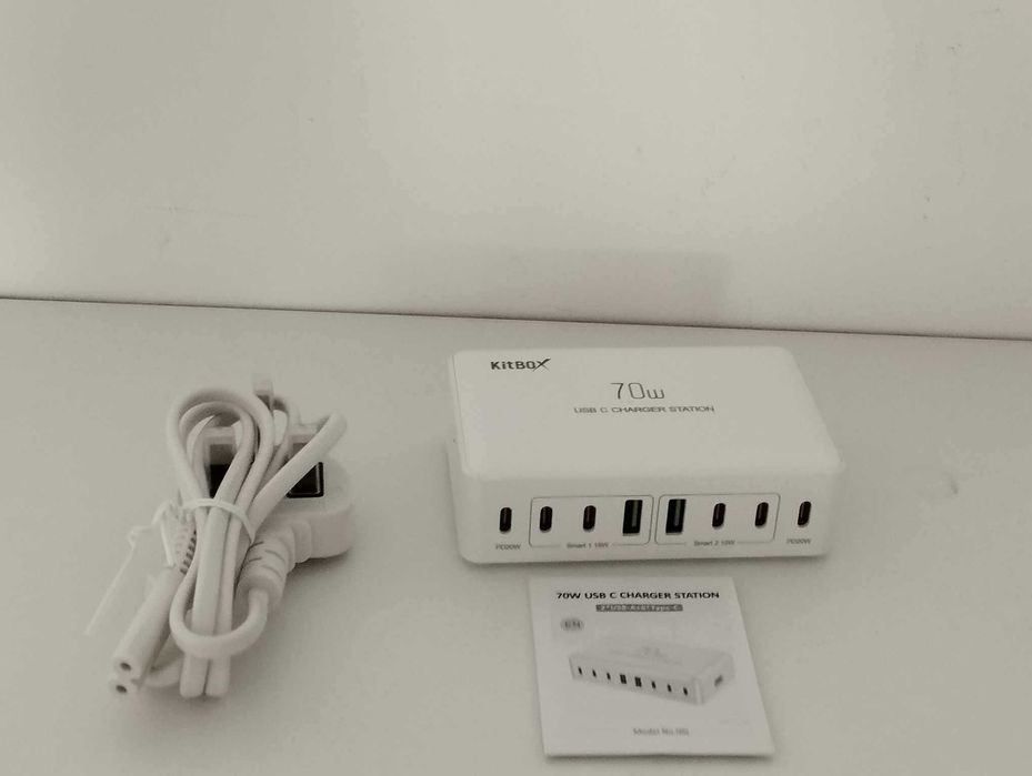 Ładowarka stacja ładująca USB C 70W z portem szybkiego ładowania