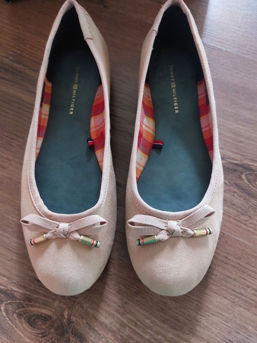 Tommy Hilfiger baleriny zamszowe 37 stan idealny