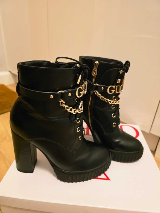 Botki orginalne Guess