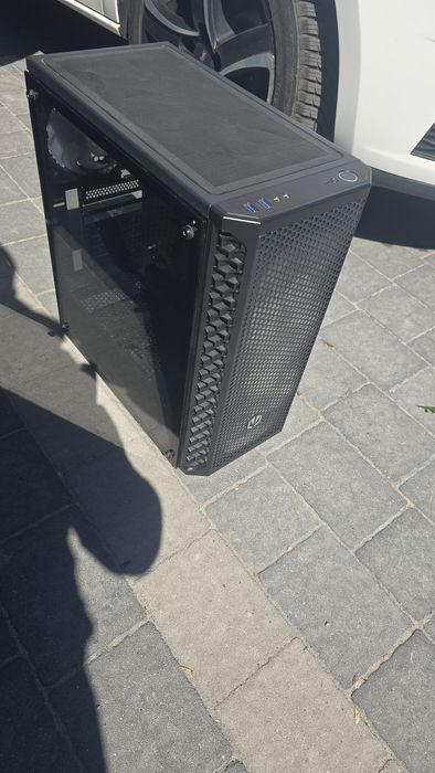 Obudowa Endorfy Signum 300 ARGB Używana