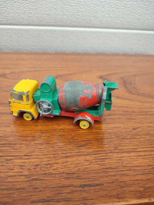 Ciężarówka Betoniarka SIKU  V 291  - Stary model