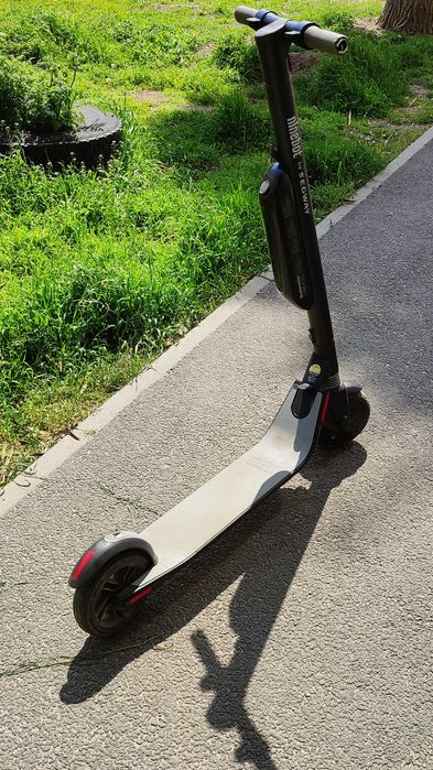 Електросамокат ninebot es2  segway найбот