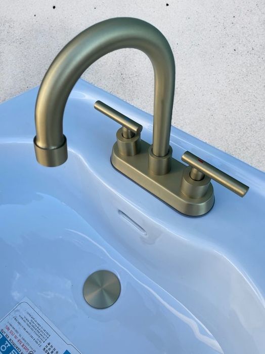 Новые комплекты раковина умывальник кран смеситель