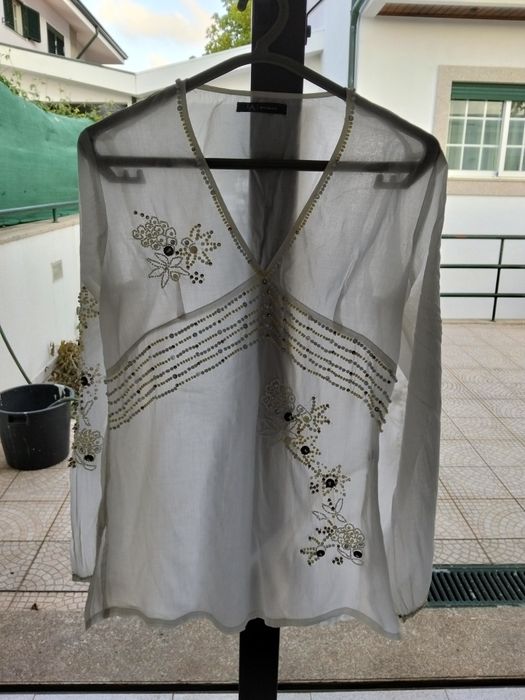 Blusa lindíssima da marca Lanidor,como nova