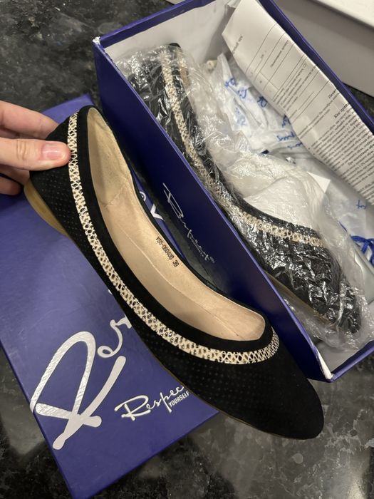 Балетки натуральна замша шкіра балетки respect zara