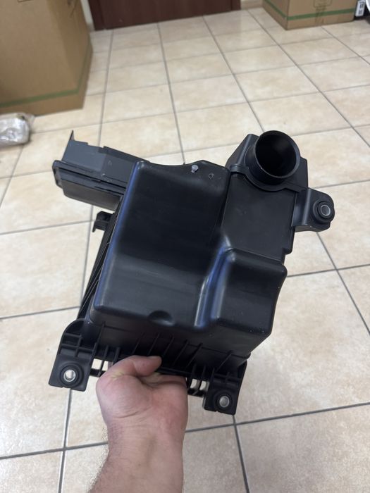 Корпус повітряного фільтра Elantra CN7