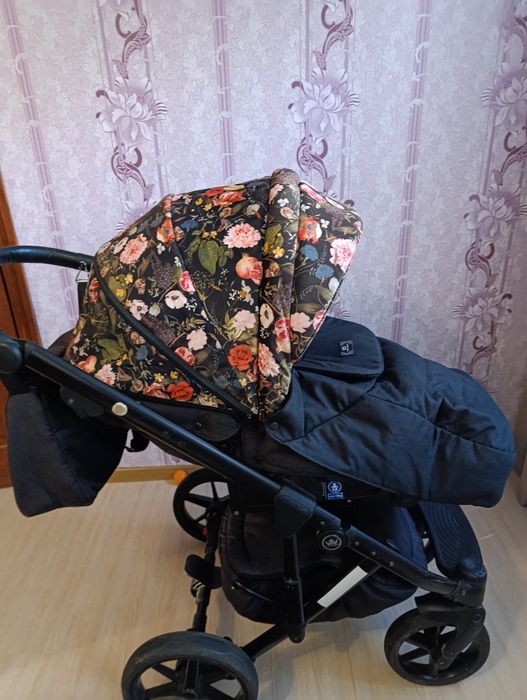 Дітяча коляска (візок)