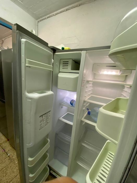 Frigorifico LG semi novo