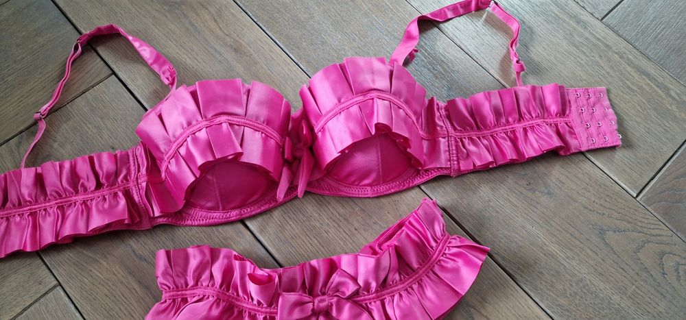 Victoria Secret rozowy komplet push up 75b