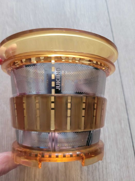 Kuvings - Wyciskarka do soków REVO830