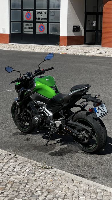 Kawasaki Z900 2021