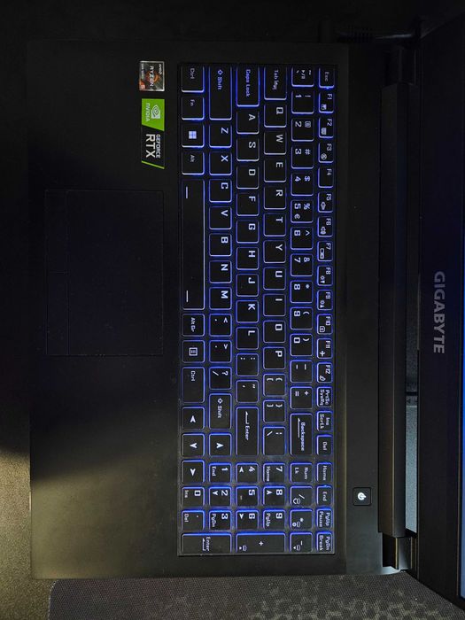 Gigabyte A5 K1 R5-5600H, 16GB, RTX3060, 1,5TB, 144Hz