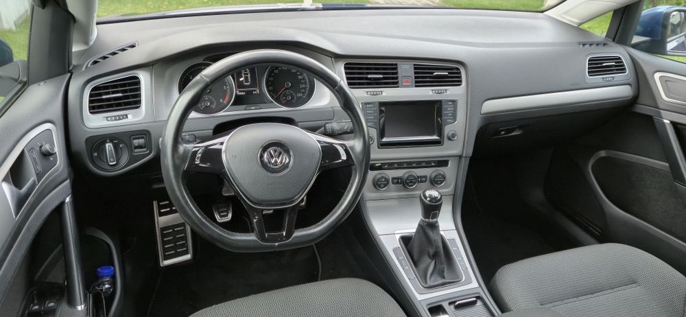 Dekory konsoli Vw Golf mk7