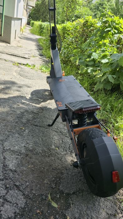Електросамокат Kukirin G4