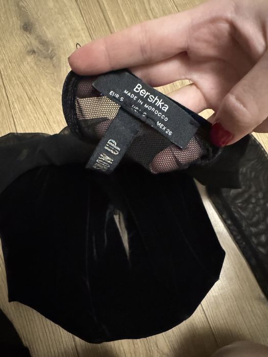 Топ bershka   S розмір