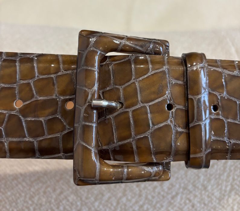 Piękny skórzany pasek MaxMara