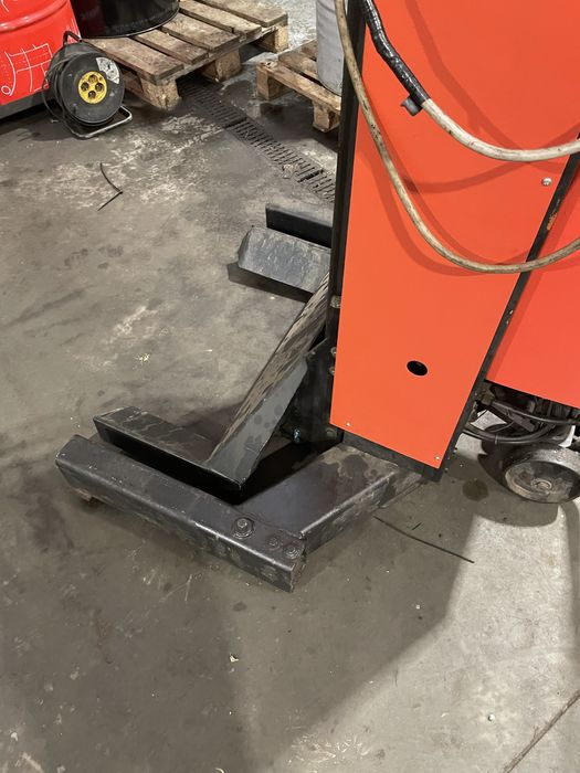 Podnośnik kolumnowy TIR 6 kolumn 30ton UDT Finkbeiner