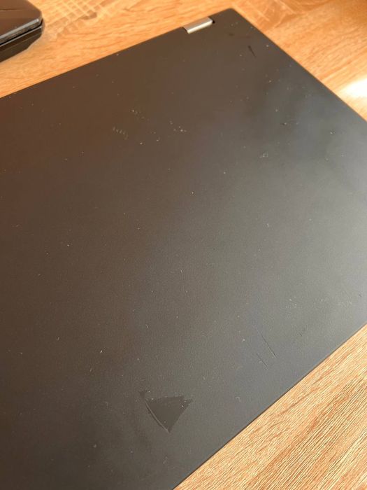 Lenovo Thinkpad p15 gen 1 — 1 ТБ, ніяких зауважень — як новий
