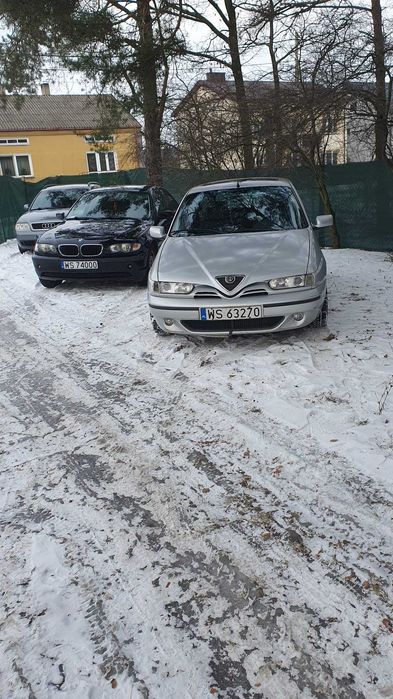 Alfa Romeo 145 samochód osobowy