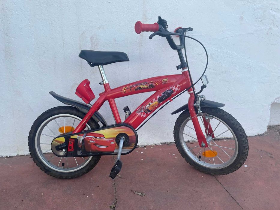 Bicicleta 14 polegadas Cars 3 para criança - pouco usada