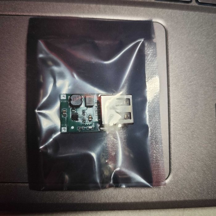 підвищуючий модуль USB від 2-5V до 5V, DC-DC Boost Step-Up, 1200mA