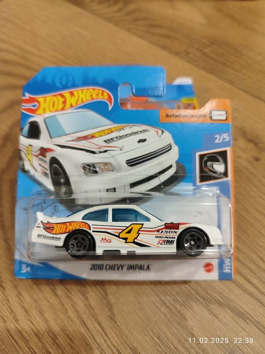 Hot Wheels 2010 Chevy Impala