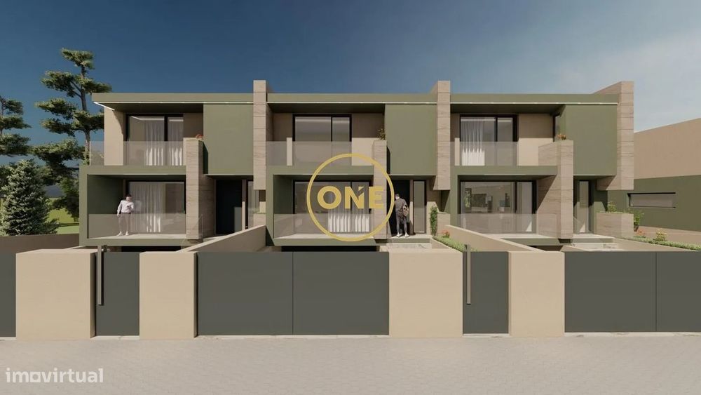 Moradia T3+1 em Construção em Fradelos
