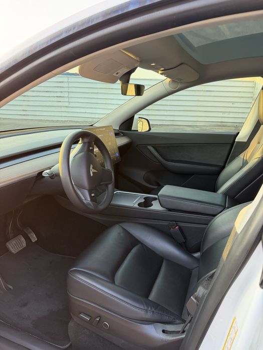Tesla Model Y Long Range 82KWh