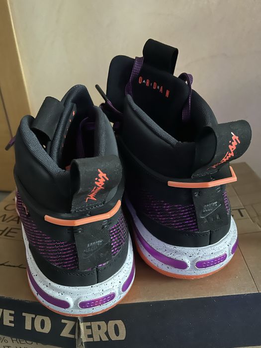 Air Jordan баскетбольні кросівки