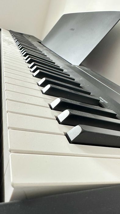 Aluguer de Piano Digital Yamaha P-145 – 88 Teclas Pesadas