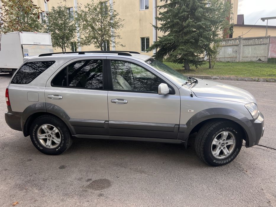 Kia Sorento.  EX