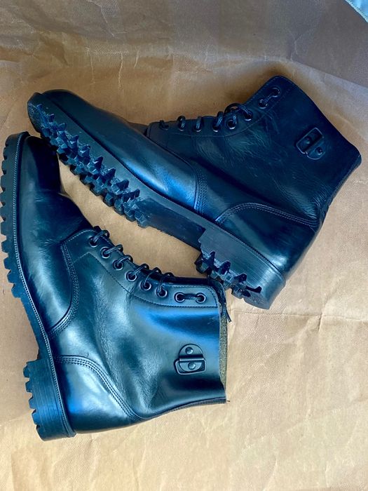 Botas couro estilo militar