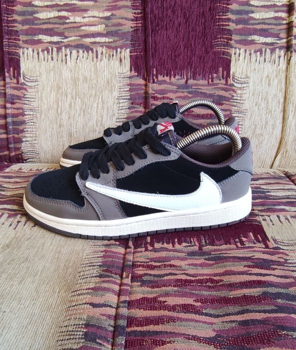 Jordan 1 Retro Low OG SP Travis Scott