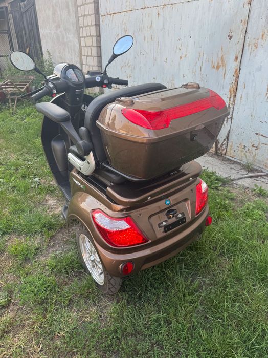 Skuter elektryczny Zipp 3E