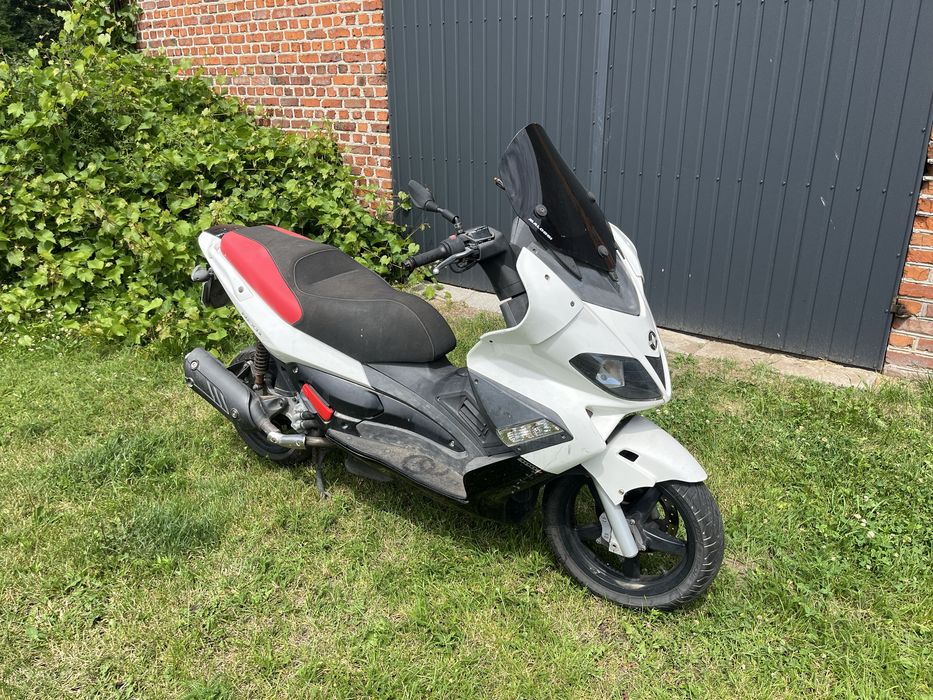 Gilera Nexus 300 rama z dokumentacją francuską 2010r