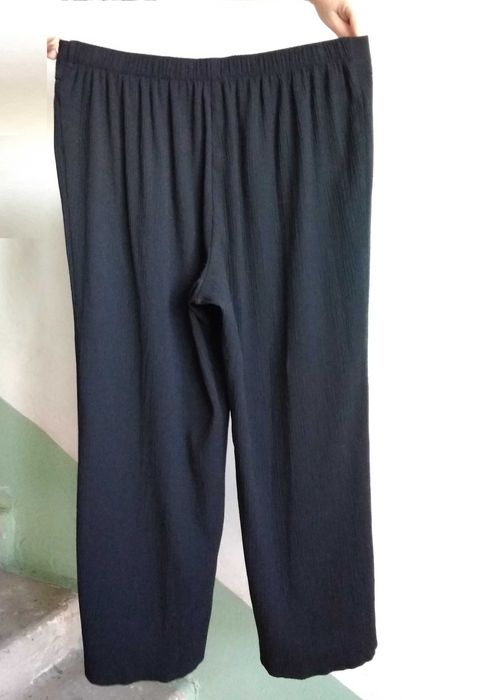 р 18 / 52-54 Чорні легкі штани жатка прямі широкі з високою талією