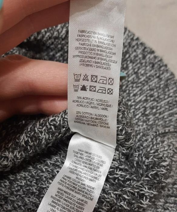 Светр чоловічий, в'язаний.