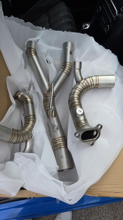 downpipe escape BMW R1250GS