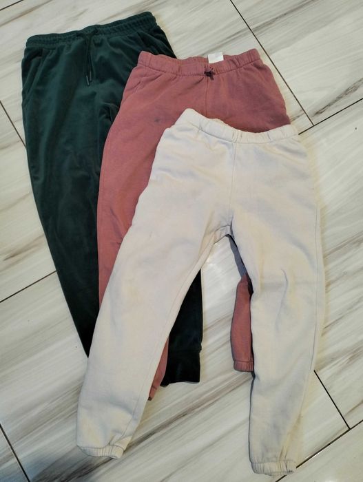 Dresy dla dziewczynki 146