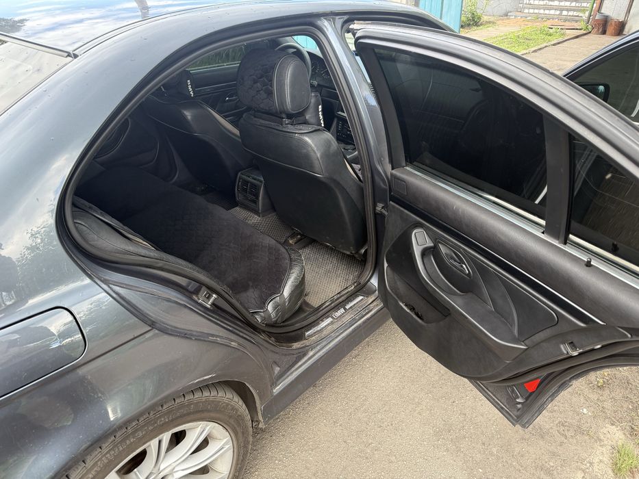 Продам BMW E39 M52B28