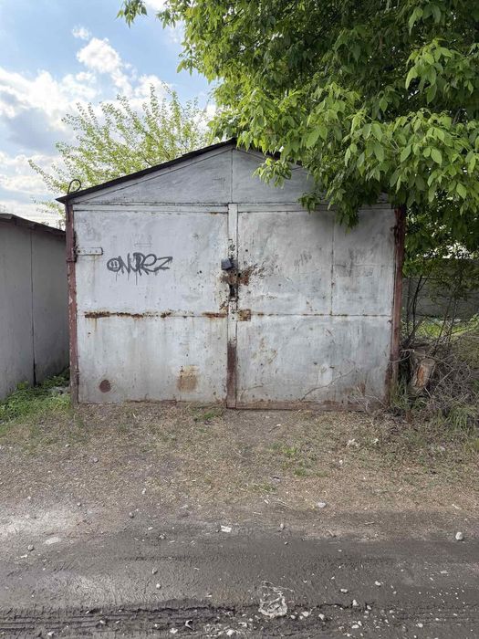 Продам металичный гараж