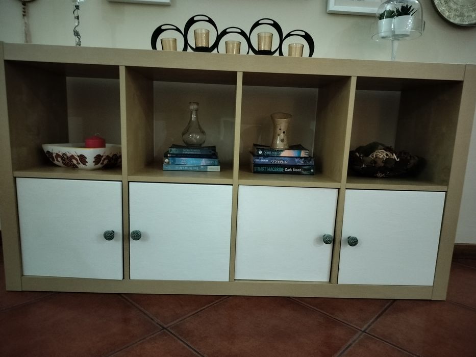 Estante kallax efeito madeira