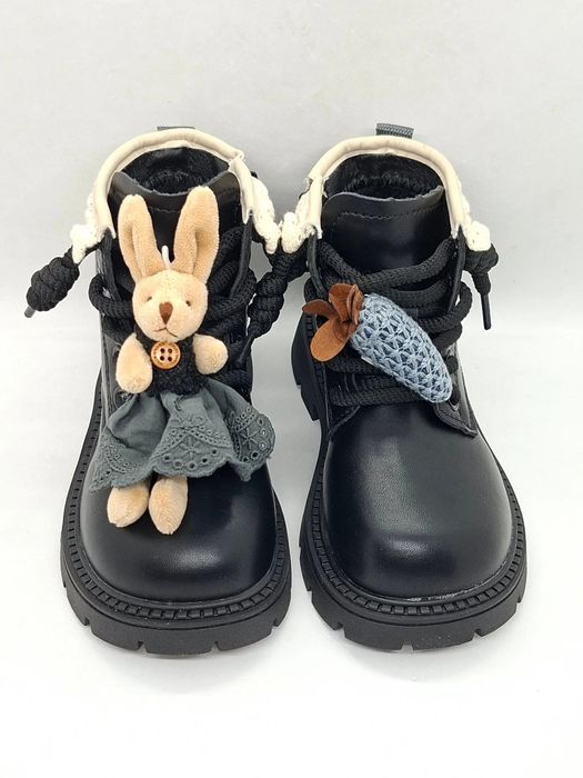 Весняні ботинки на дівчинку р27-30 чорні Том.м демі черевики з іграшко