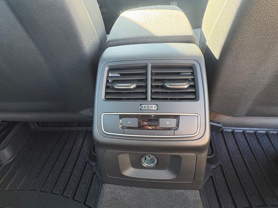 Audi A4 salon Polska