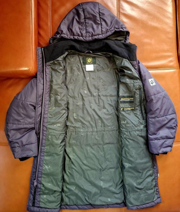 Куртка JACK WOLFSKIN женская L размер.