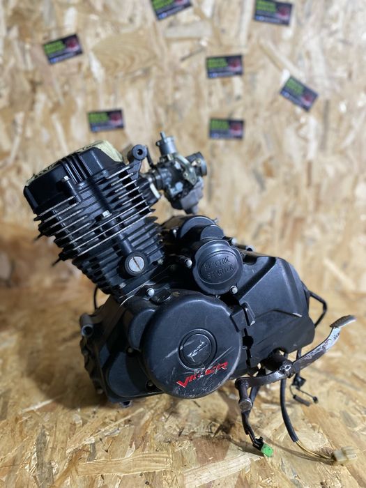 Двигун вайпер 200 163fml