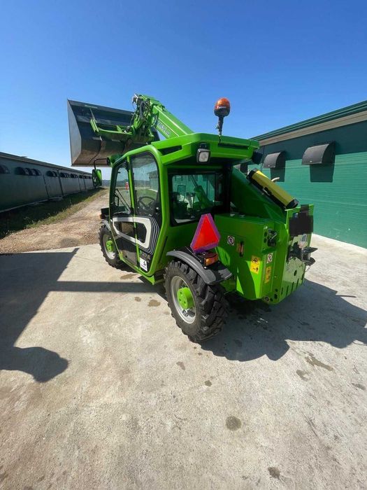 Merlo Empilhador telescópico-Fixo Merlo P27.6 Plus